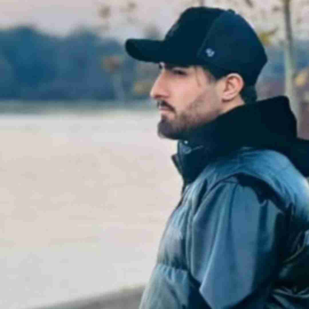 امیر لیام نه تو آدم بشو نیستی به جای دلم تو بلک لیستی