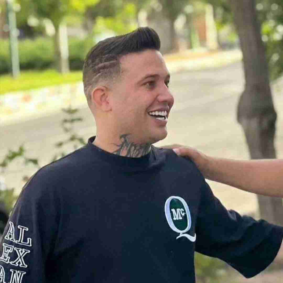 علی احمدیانی کوانتوم