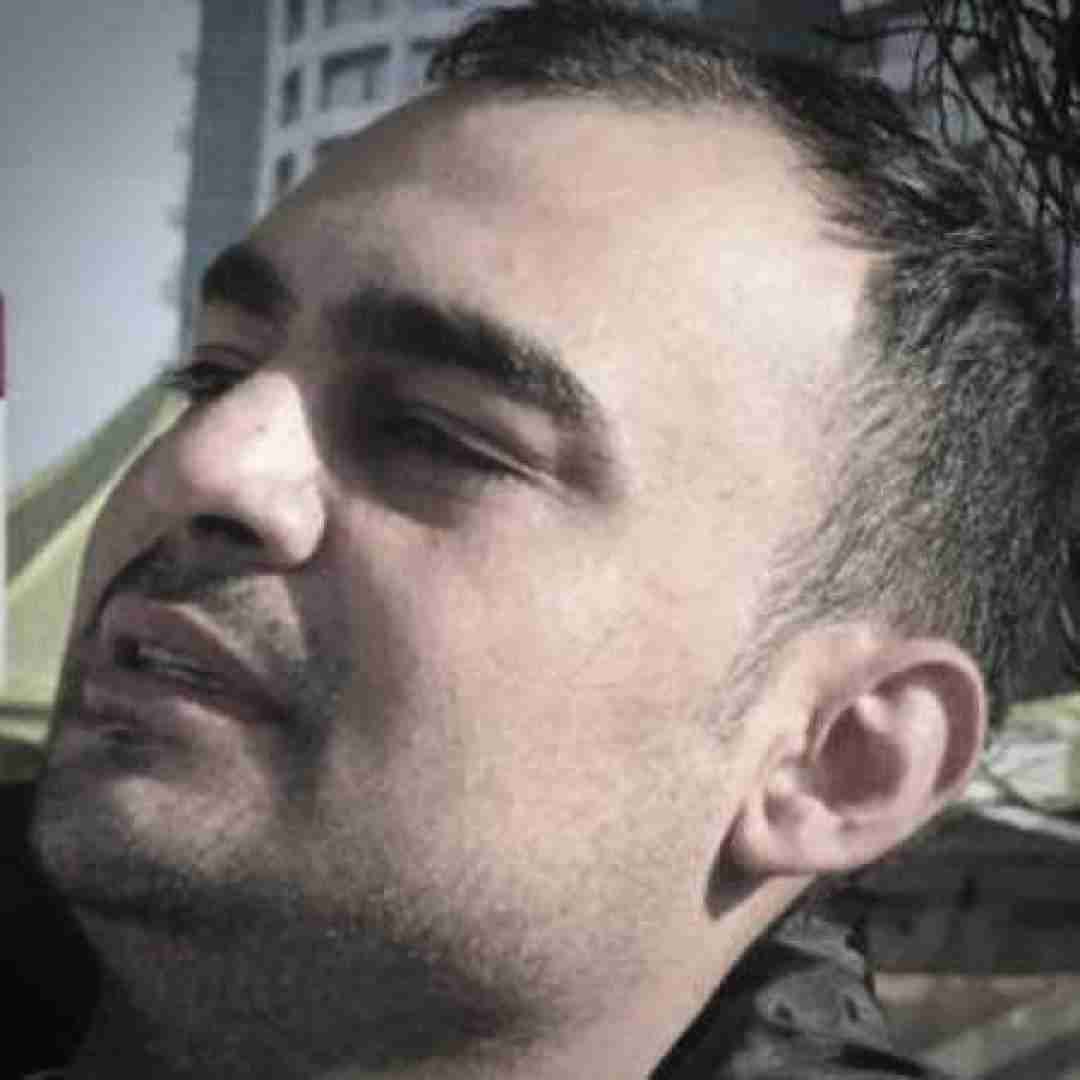 روح الله کرمی ای دف جوری میزنم کارم نکشه به کما