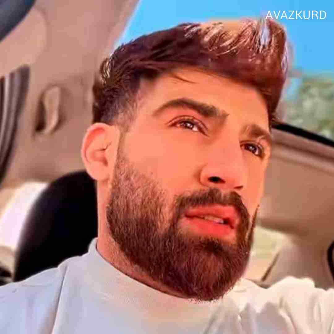 محمد محرمی ﺑﺎﻳﺪ ﻣﺎل ﻣﻦ ﺷﻰ ﺑﻪ ﻫﺮ ﻗﻴﻤﺘﻰ