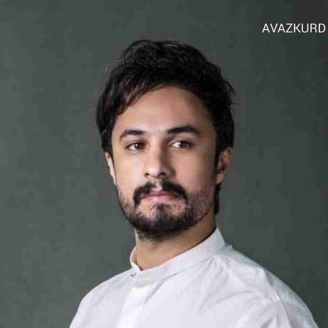 راغب ﺗﻮ ﻫﻤﺎن ﮔﻤﺸﺪه ی آﺗﺶ دﻳﺮﻳﻦ ﻣﻨﻰ