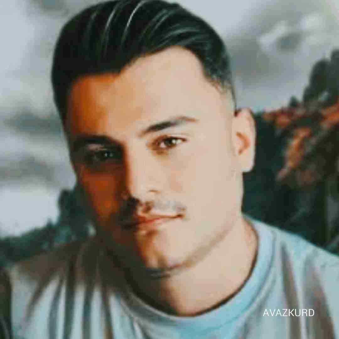 رامین کرمی ﺑﺮاش رژ ﻟﺐ ﻗﺮﻣﺰ ﭼﻘﺪ ﺑﺸﺪ ﻣﻴﺎد