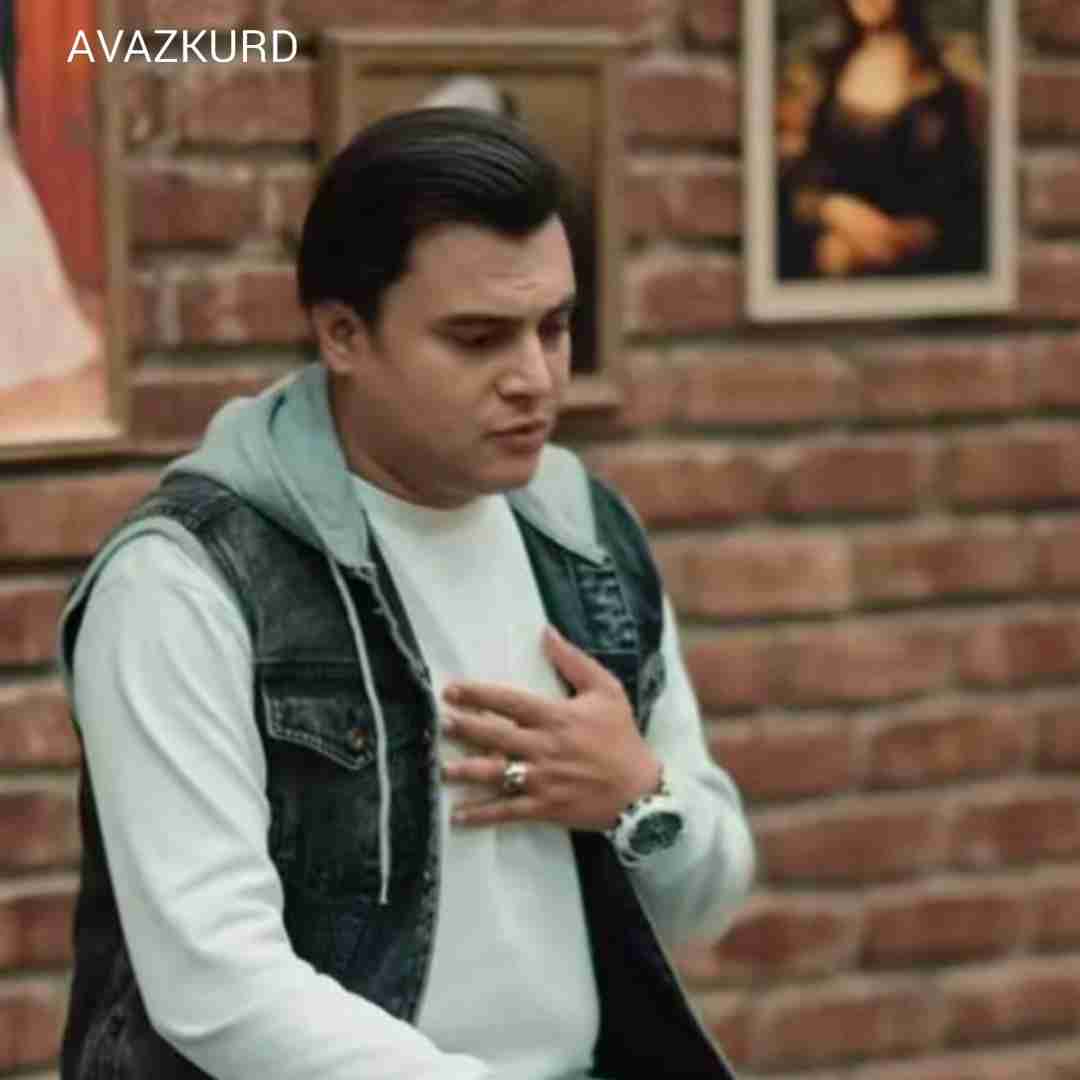 رامین کرمی ﻋﻘﺮﺑﻪ ﺳﺎﻋﺖ ﺷﺎﻫﺪ ﺣﺎل ﺧﺮاﺑﻤﻪ