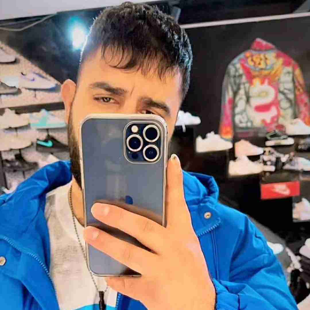 محمد امیری زنگ بزن بشم دردت تو چشم