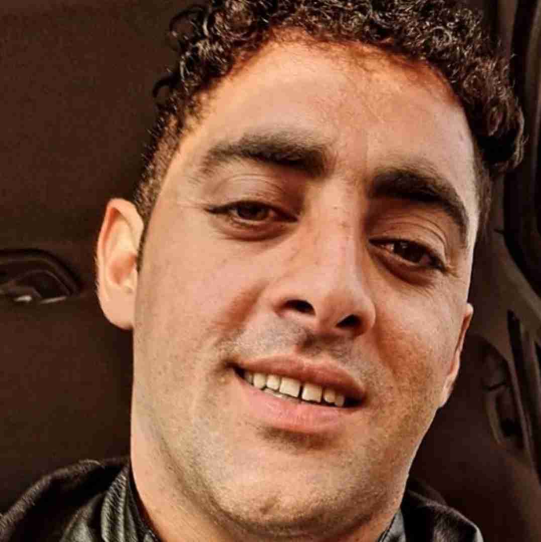 علی عزیزپور جاده