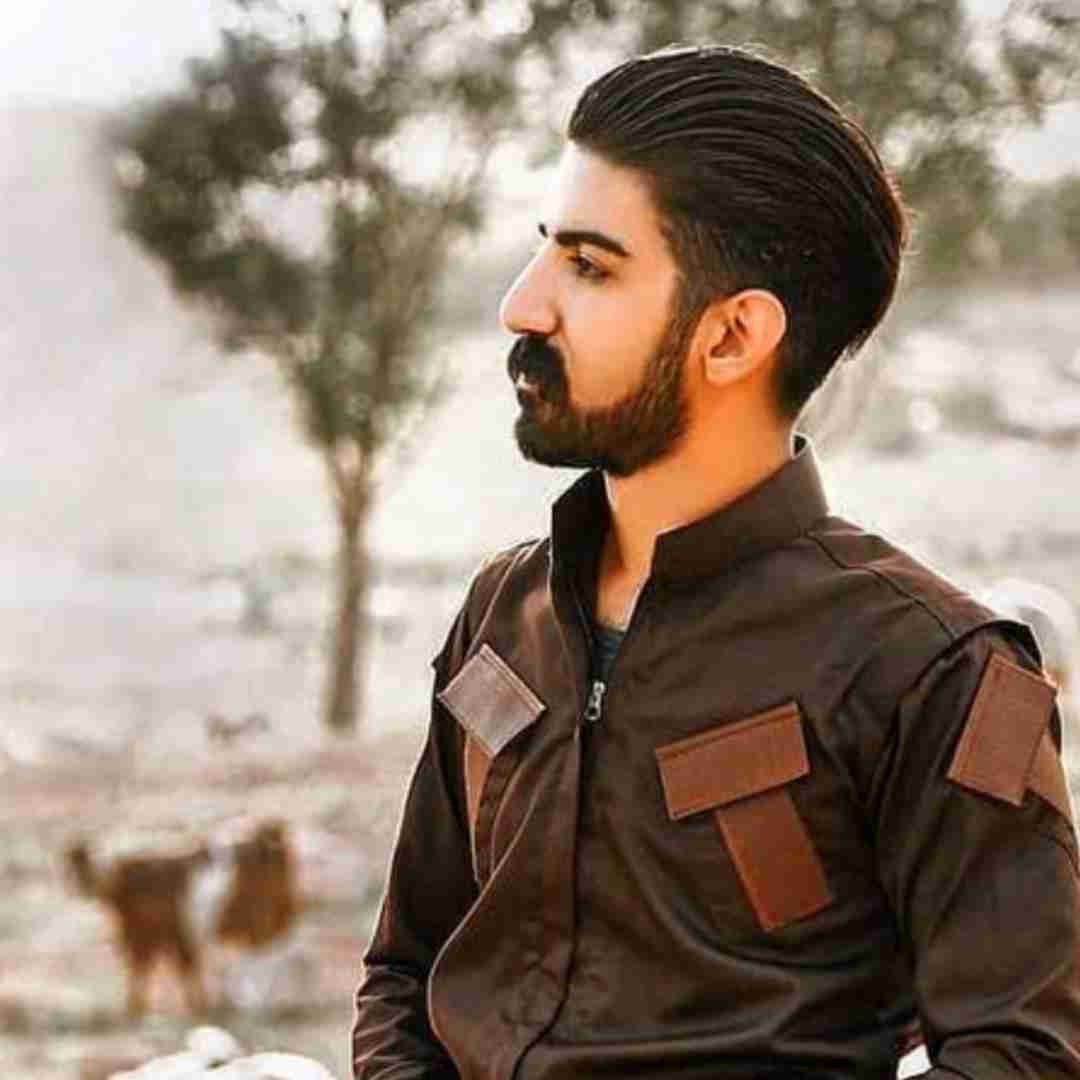 میلاد غلامی ۳ نقطه