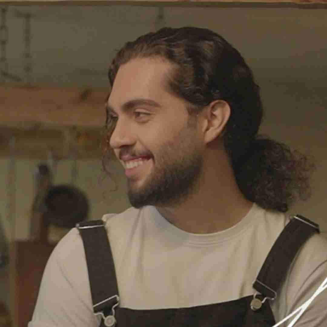 حامیم از ﻫﻤﻮن اول ﻛﻪ ﺗﻮرو دﻳﺪم ﻓﺮق ﻣﻴﻜﺮدی