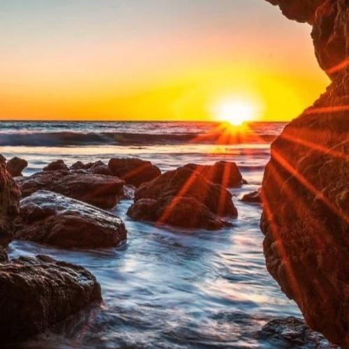  پیشته دائما فکرم چه تو تهران چه خارج از کشور