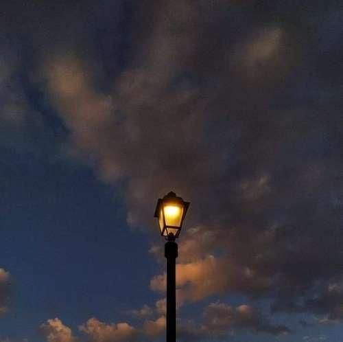 حس میکردم از وجودم زندگی عبور کرد